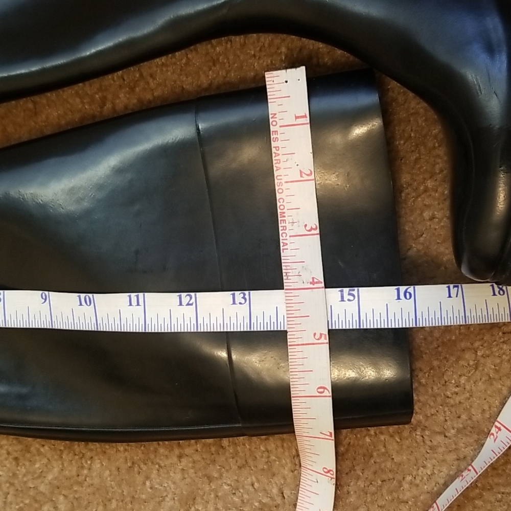 Burberry Rain Boots - Picture 12 of 16